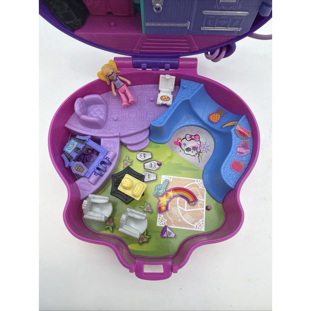 Polly Pocket Monster High Compact Playset Skullette Dolls Accessories Mattel